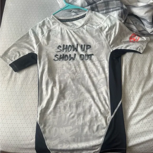 Under Armour Gray, White, and Black HeatGear Shirt - Picture 6 of 8